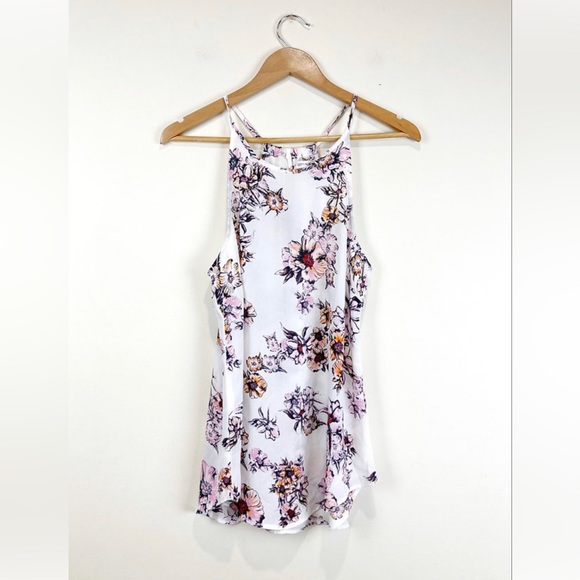 Cotton On Sleeveless Top - Picture 2 of 16